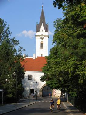 Kostel sv. Jiljí a Panny Marie Královny